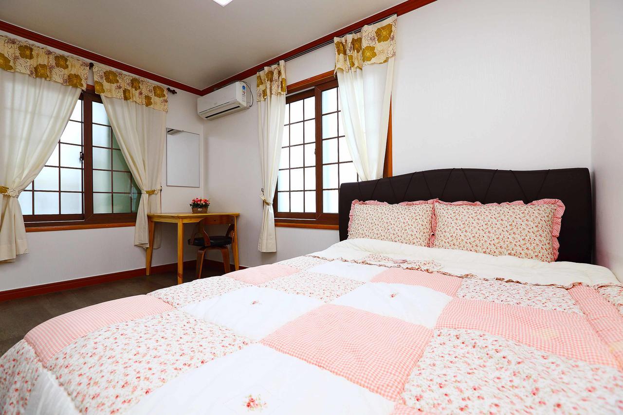Gyeryonggil Pension Jeju Luaran gambar